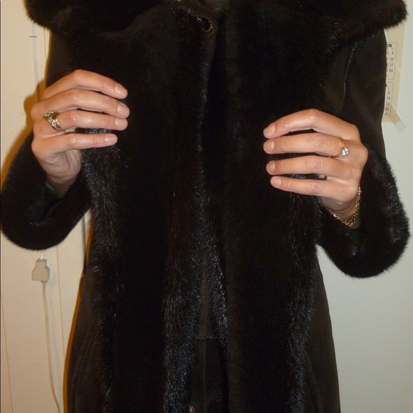 Shearling coat - Picture 7 of 14